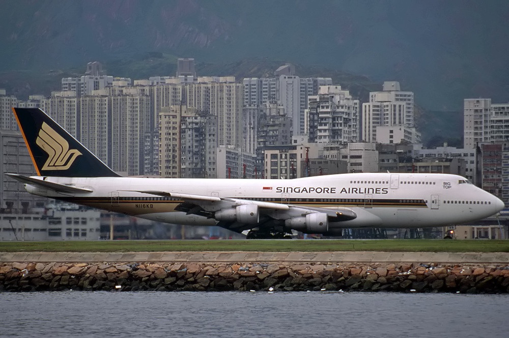 A4 Boeing 747-312, Singapore Airlines