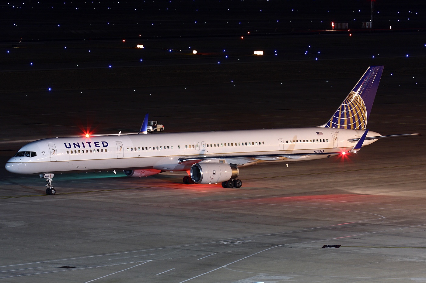A02 Boeing 757-33N, United Airlines